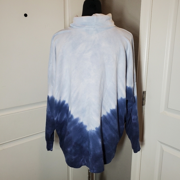 PINK Victoria's Secret Oversized Blue Tie Dye Turtleneck Sweatshirt EUC - Picture 9 of 16
